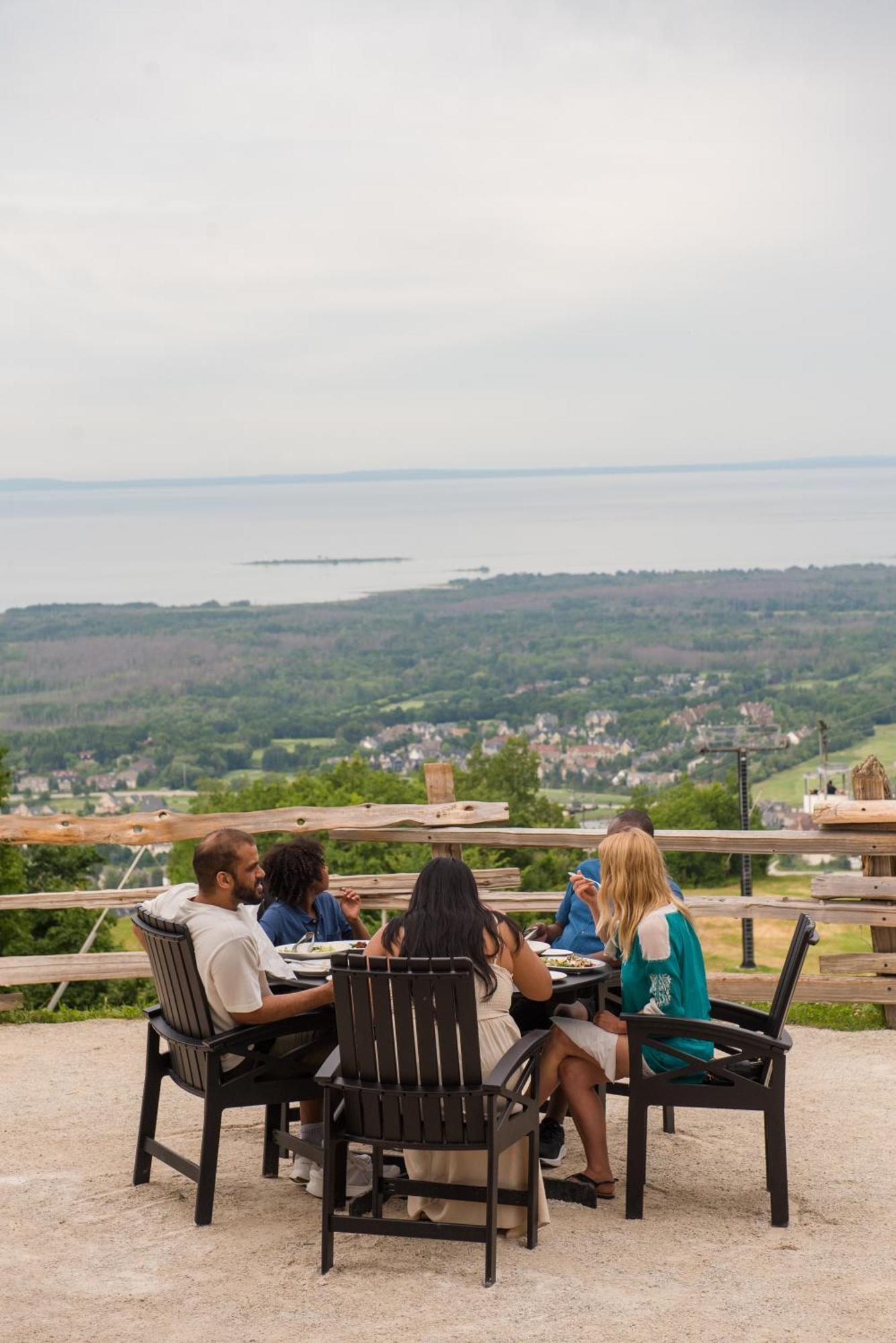 Blue Mountain Resort Village Suites Blue Mountains Esterno foto